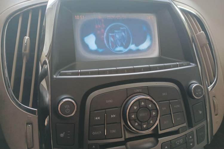 Used Buick LaCrosse 2010 2.4L Haoya Edition Audio And AC Panel