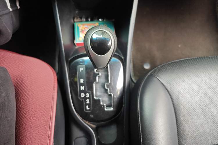 Used Kia K2 2011 Sedan 1.6L Automatic Transmission Premium
