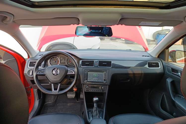 Used Skoda Rapid Spaceback 2016 1.6L Automatic Smart Drive Edition
