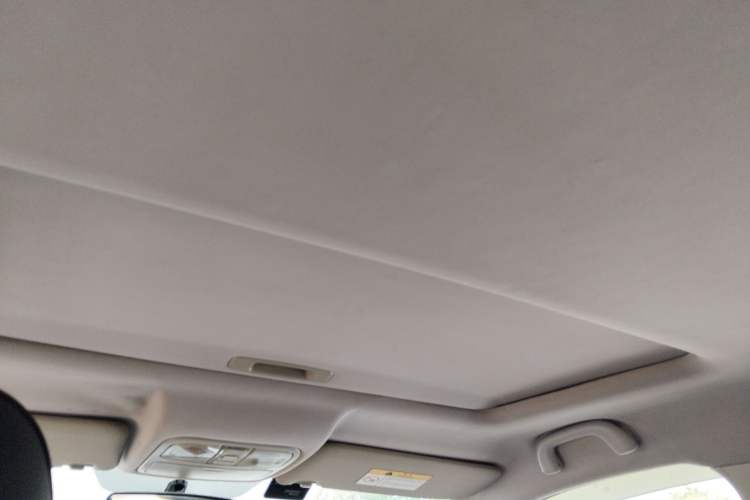 Used CHANGAN CS75 2016 2.0L Manual Luxury Version China IV Standard