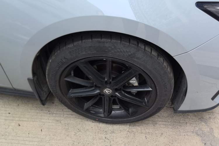 Used Changan UNI-V 2022 1.5T Prestige Version
