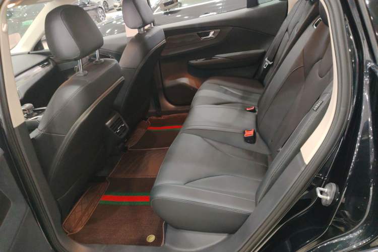 Used Hongqi E-QM5 2021 Online Booking Charging Basic Edition 5 Seats