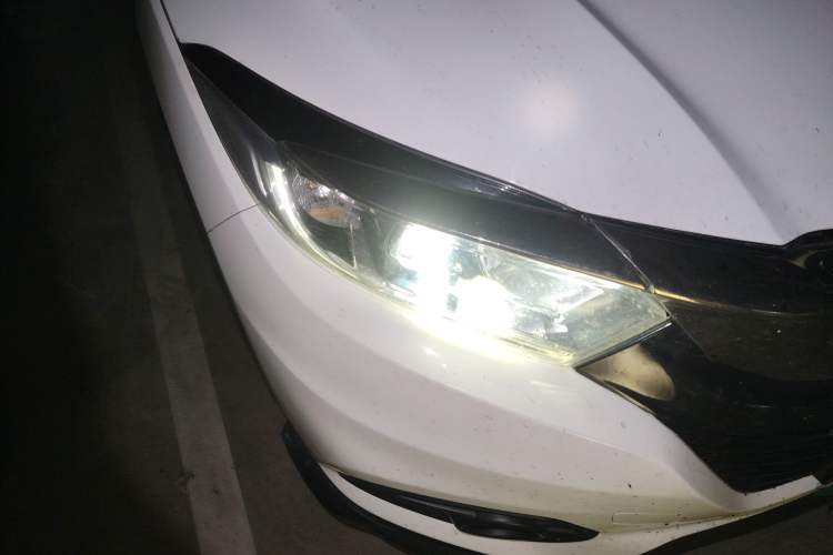 Used Honda Vezel 2020 1.5L CVT Pioneer Edition Right Front Headlight