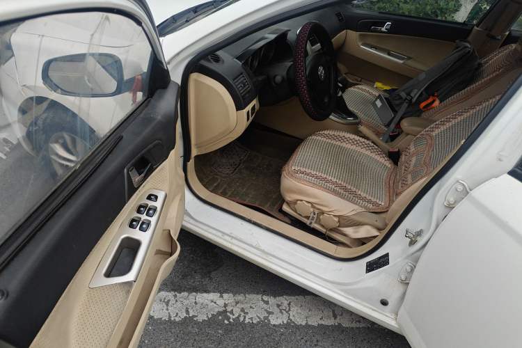 Used Brilliance H330 2013 1.5L Automatic Luxury Model
