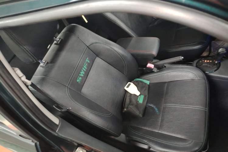 Used Suzuki Swift 2016 1.5L Automatic Fashionable Coolplay Edition Right Front Seat