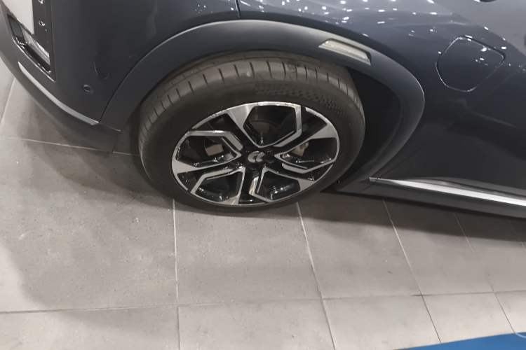 Used Nio ES8 2020 580 km Range Signature Edition Six-Seater Version
