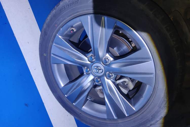 Used Toyota Verso 2014 Starlight 180E CVT Elite Edition