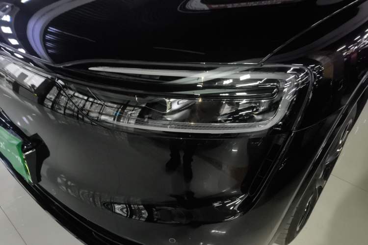 Used Hima AITO M7 2026 Model Range-Extending Ultra All-Wheel Drive 6-Seater Version Left Front Headlight