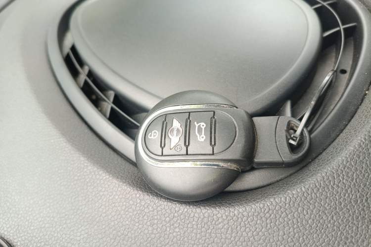 Used MINI 2016 1.5T COOPER Performance Edition
