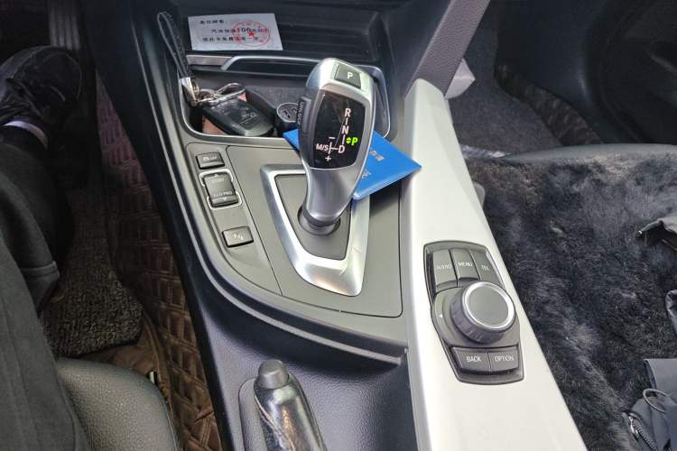 Used BMW 3 Series GT 2016 320i Fashion Model