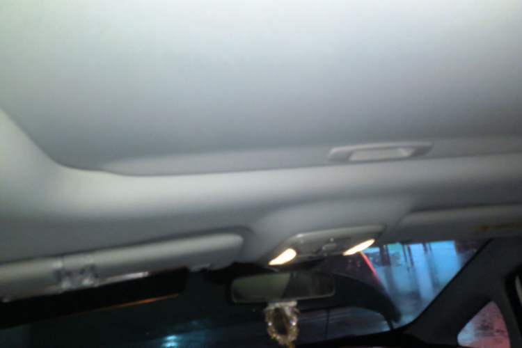 Used GAC Trumpchi M6 2019 270T Automatic Luxury Edition (6-seater) - China V Standard Headliner