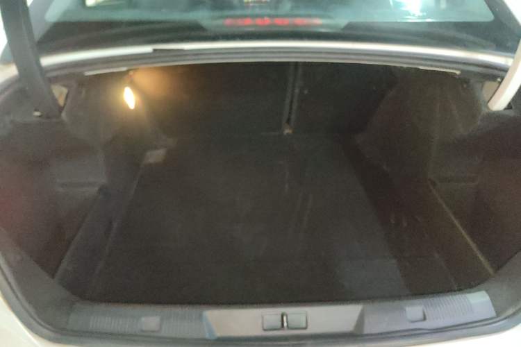 Used Citroen C4L 2014 1.6THP Intelligent Drive Automatic Dynamic Model Trunk