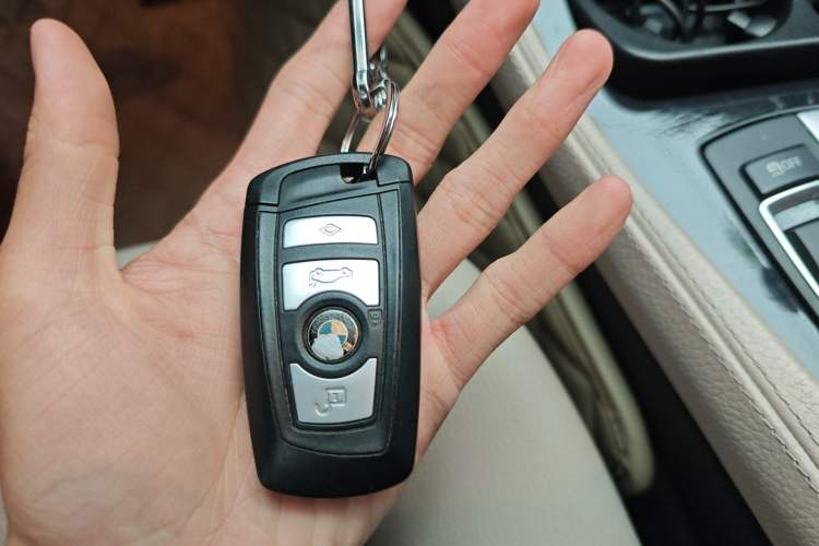 Used BMW 5 Series 2013 520Li Elegant Edition
