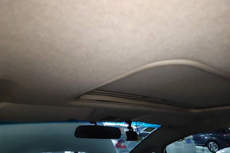 Used Changan CX20 2014 1.4L IMT Sunroof Navigation Version China IV Standard
