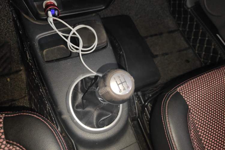 Used Suzuki SX4 2011 Hatchback 1.6L Manual Sport Model Gear Lever