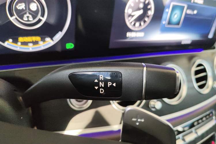 Used Mercedes-Benz E-Class 2020 Facelift E 260 L Sport Edition
