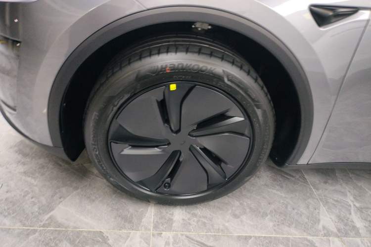 Used Tesla Model Y 2026 Model Long-Range Rear-Wheel-Drive Version