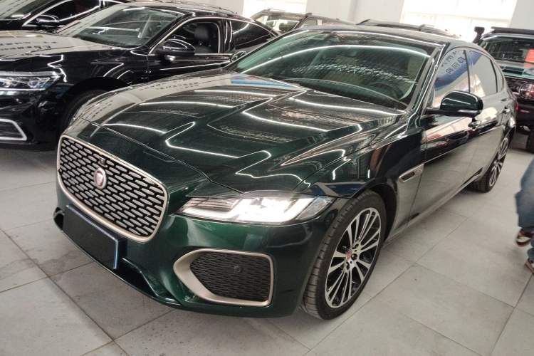 Used Jaguar XFL 2024 2.0T P250 Two-Wheel Drive Prestige Luxury Edition