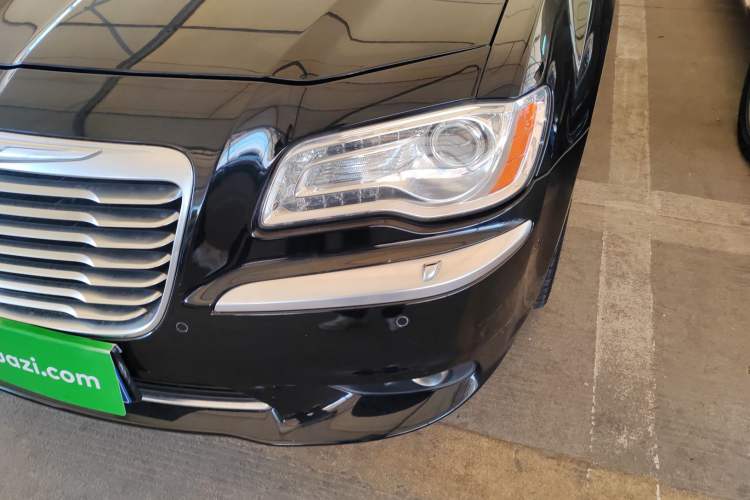 Used Chrysler 300C 2014 3.0L Excellence Edition
