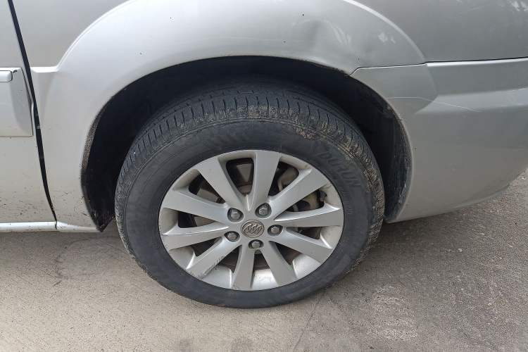 Used Buick GL8 2014 2.4L Comfort Edition