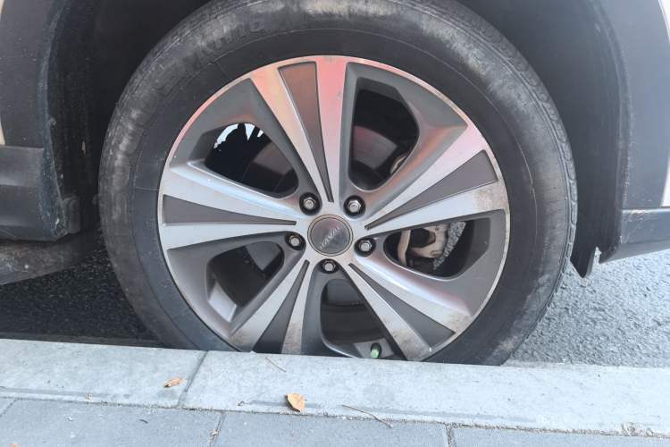 Used Haval H6 Coupe 2015 Blue-Label Facelift 2.0T Manual Two-Wheel Drive Urban Version
