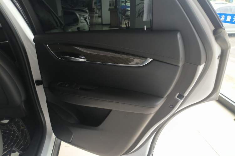 Used Cadillac XT5 2022 2.0T Four-Wheel Drive Luxury Version (Hummingbird Edition)