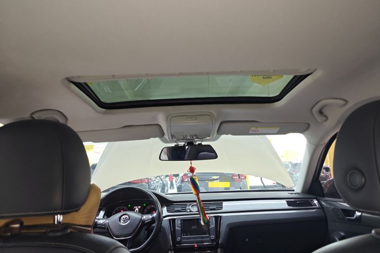 Used Volkswagen Passat 2017 330TSI DSG Luxury Edition
