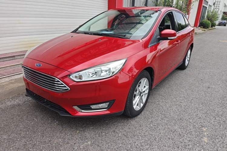 Used Ford Focus 2017 Sedan 1.6L Automatic Fashion Edition Smart Drive Version Guazi used car, China used car export, Used car for sale, Used cars, Cheapest cars for sale