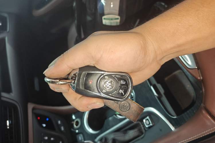 Used Buick Envision 2018 28T Four-Wheel Drive Elite Version Vehicle Key