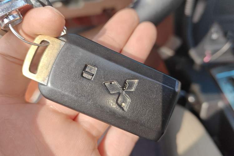 Used Mitsubishi Pajero 2018 V97 3.8L 5-Door GLS Sunroof Single-Difference Model – Middle East
