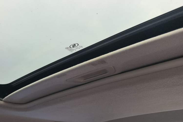 Used Chevrolet Cavalier 2019 320 Automatic Enjoyment with Sunroof Headliner