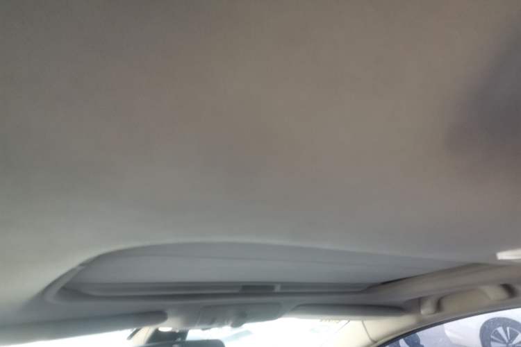 Used Renault Latitude 2011 2.5L Automatic Luxury Navigation Edition