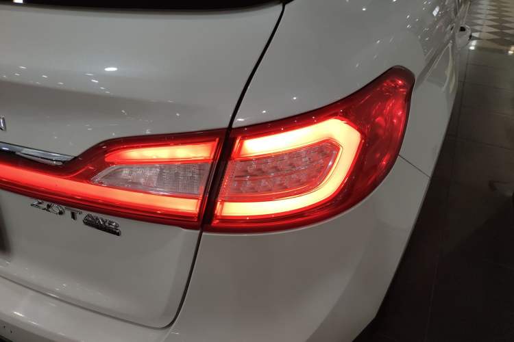 Used Lincoln MKX 2015 2.0T Four-Wheel Drive Luxury Edition
