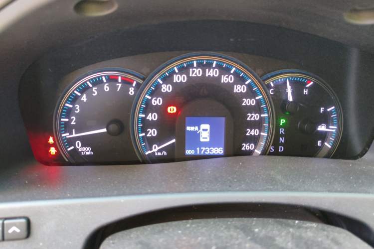 Used Toyota Crown 2010 2.5L Royal
