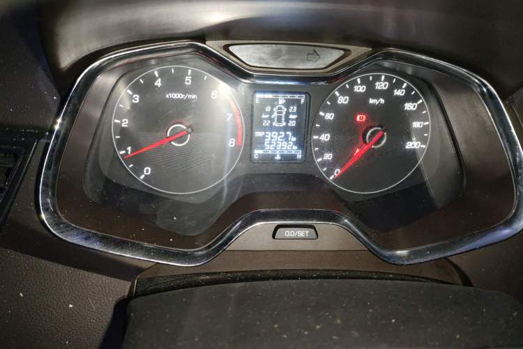 Used Baojun 310W 2017 1.5L Manual Fashion Model China V
