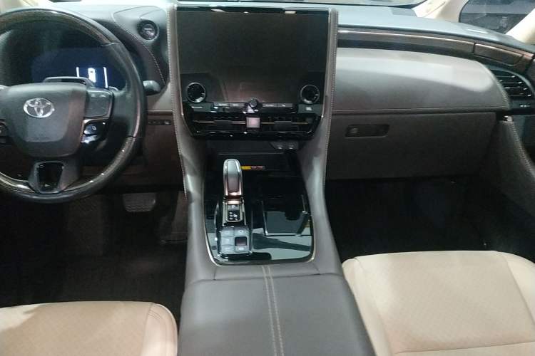 Used Toyota Alphard 2024 Dual-Engine 2.5L Prestige Edition Audio And AC Panel