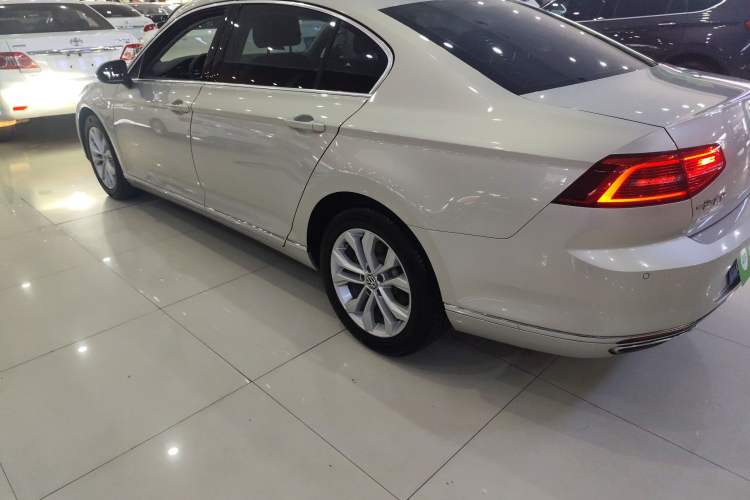 Used Volkswagen Magotan 2019 330TSI DSG Luxury Version China VI Standard