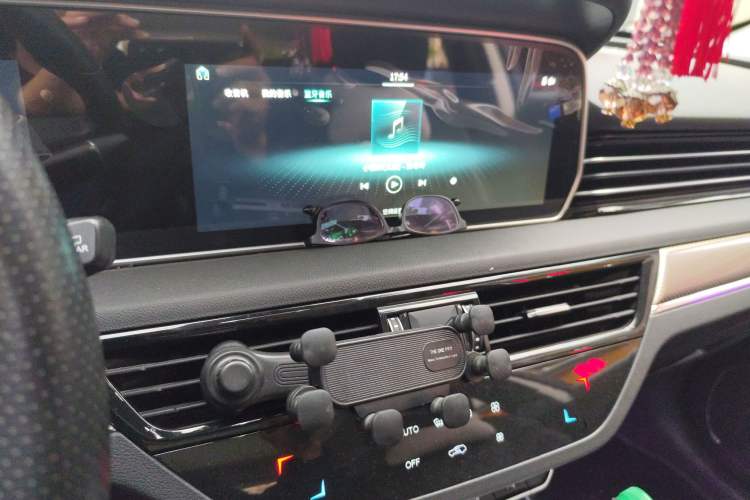 Used Hongqi HS5 2019 2.0T Smart Connect Flagship Edition
