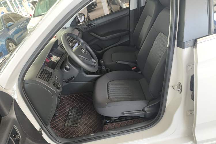 Used Volkswagen Santana 2019 1.5L Manual Fashion Edition China VI Standard
