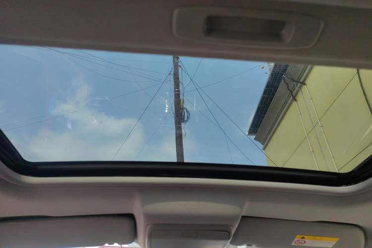 Used Peugeot 3008 2013 1.6THP Automatic Prestige Edition Headliner