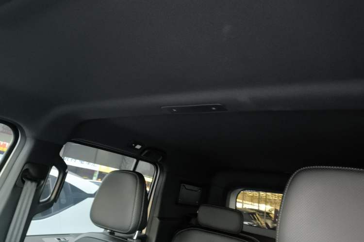 Used iCAR V23 2025 401 Two-Wheel Drive Intelligent Driving Version