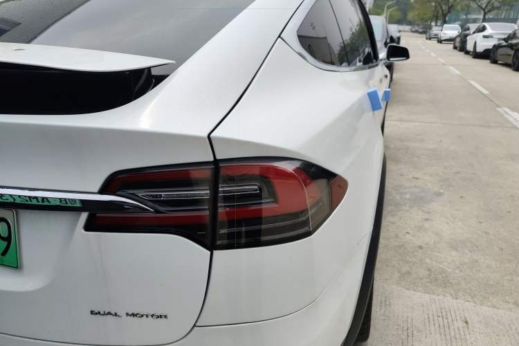 Used Tesla Model X 2019 Long-Range Version

