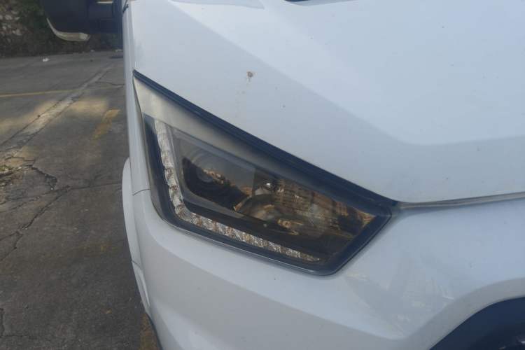 Used JMC Transit 2017 2.8T Business-Grade Long Wheelbase Mid-Roof 14/15-Seater JX493