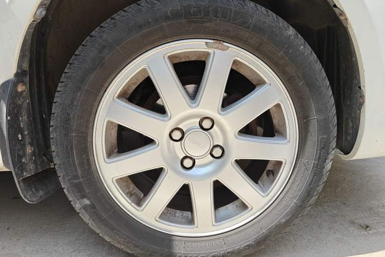 Used Geely Auto Ocean 2012 Energy-Saving Edition 1.5L Manual SuperDelight Model
