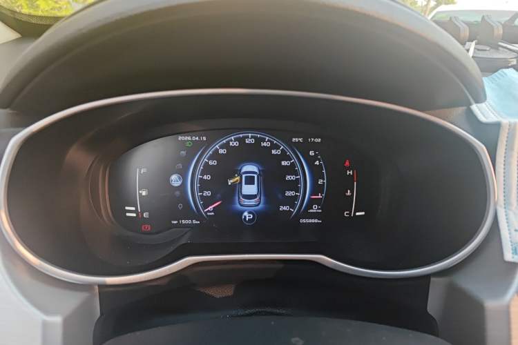 Used Geely Auto Emgrand X7 Sport 2018 1.8TD Automatic Two-Wheel Drive Smart Connect 4G Internet Edition
