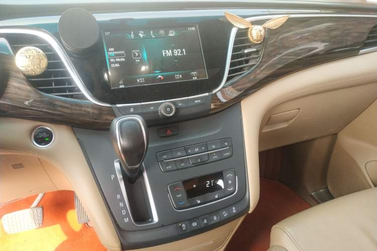 Used Buick GL8 2017 ES 28T Premium Version China V Standard