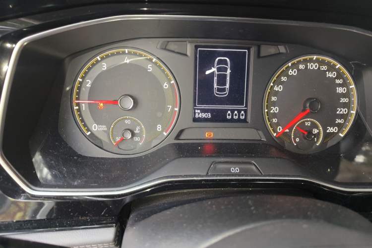 Used Volkswagen Sagitar 2019 280TSI DSG Comfort Version China VI Standard Odometer Close Up