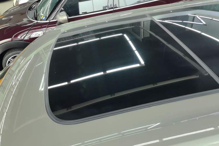 Used MINI Clubman 2016 Revised Version 1.5T COOPER Connoisseur Edition Roof