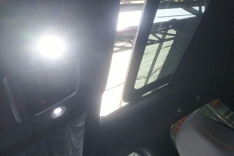 Used BYD Frigate 07 2023 DM-i 205KM Prestige Model Headliner