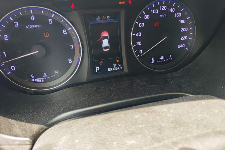 Used Hyundai Mistra 2014 1.8L Automatic Deluxe DLX Model Odometer Close Up